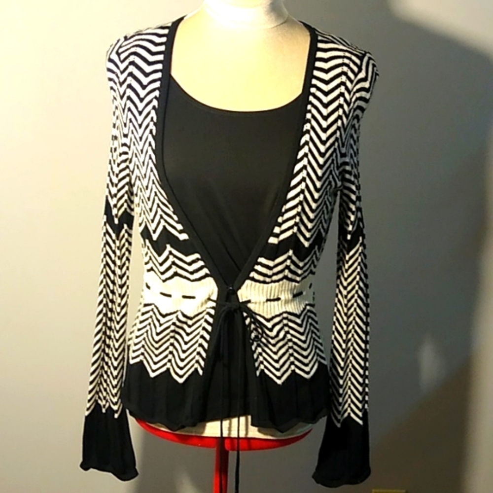 White House Black Market long sleeve sweater. Size Medium $16